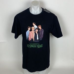 New Tomorrow X Together World Tour Act Sweet Mirage T’Shirt Size L